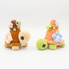 Plush Turtle 2-in-1 amigurumi pattern by Planet Piu