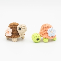 Plush Turtle 2-in-1 amigurumi pattern by Planet Piu