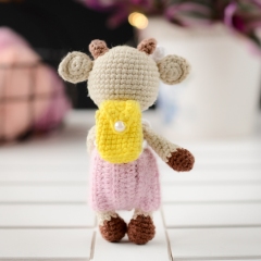 Bella the Goat amigurumi pattern by Plączenitka