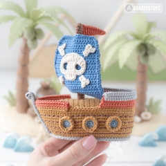 Pirate Ship ('Mini Kingdom') amigurumi by AradiyaToys