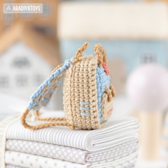 Sadie's Backpack (Doll Accessories) amigurumi pattern by AradiyaToys