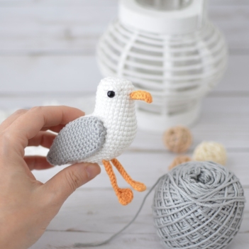 Little Seagull amigurumi pattern by Elisas Crochet