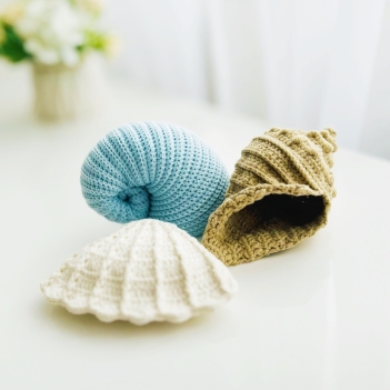 Seashell collection amigurumi pattern by Fluffy Tummy