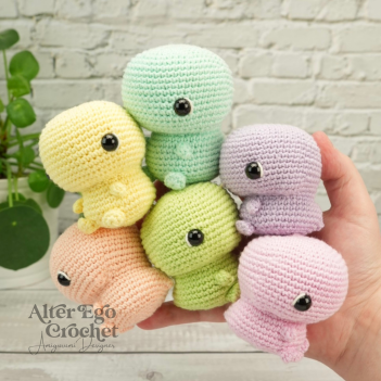 NO-SEW Truman the T-Rex amigurumi pattern by Alter Ego Crochet