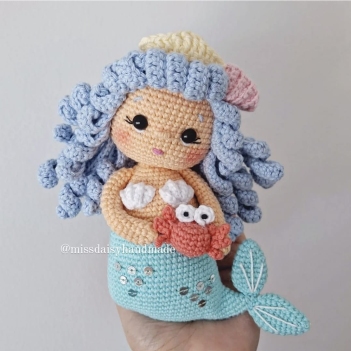 Mermaid Princess amigurumi pattern by Miss Daisy Handmade
