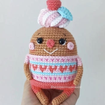 Uli the Gingermen amigurumi pattern by Miss Daisy Handmade
