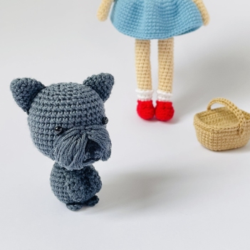 Toto (from the Wizard of Oz) amigurumi pattern