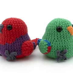Eclectus Parrot amigurumi pattern by MevvSan