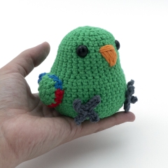 Eclectus Parrot amigurumi pattern by MevvSan