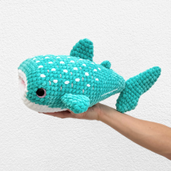 Giant Whale Shark amigurumi pattern by Curiouspapaya