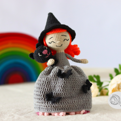 Reversible doll: princess to witch amigurumi by yarnacadabra