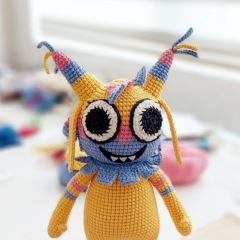 Yatta the Pinata amigurumi by Iryna Zubova