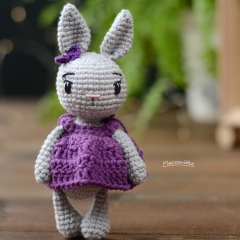 Mia the bunny amigurumi pattern by Plączenitka