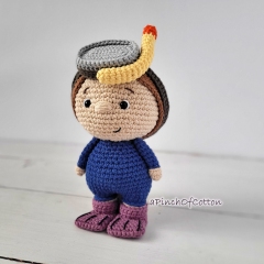 Charlie the Diver amigurumi by apinchofcotton
