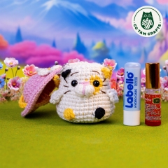 Calico cat lip balm holder amigurumi pattern by Co Tam Crafts