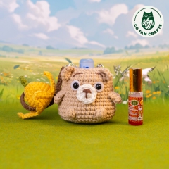 Chubby bear lip balm holder amigurumi by Co Tam Crafts