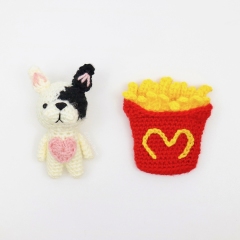 Pocket Pet - Frenchie in French Fri amigurumi pattern by Emi Kanesada (Enna Design)