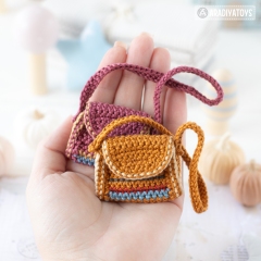 Crossbody Bag (Doll Accessories) amigurumi pattern by AradiyaToys