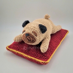 No-Sew Sleeping Pug
