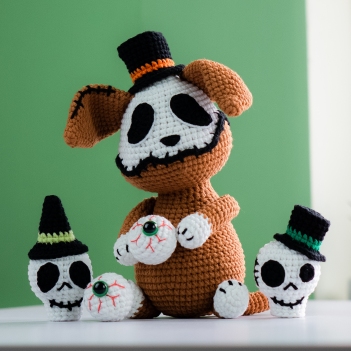 Mortis the Creepy Dog amigurumi pattern by Lennutas