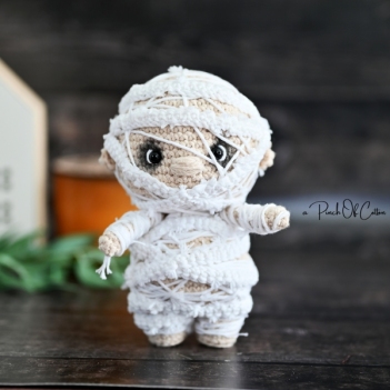 Charlie the Mummy amigurumi pattern by apinchofcotton