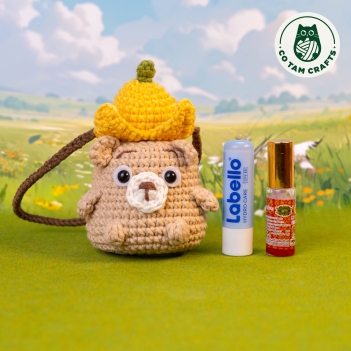 Chubby bear lip balm holder amigurumi pattern by Co Tam Crafts