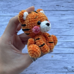 Tiger out of the Box amigurumi pattern by Nelly Handmade