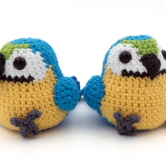 Blue and Gold Macaw amigurumi pattern by MevvSan