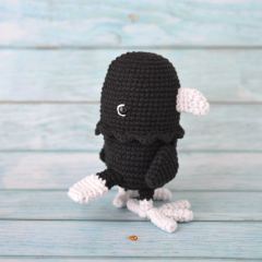 Kieran the Raven amigurumi pattern by Elisas Crochet