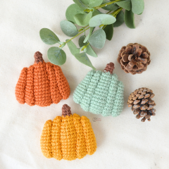 Pumpkin Applique amigurumi by Elisas Crochet