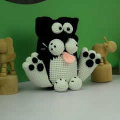 Pawlo the Cat Crochet Pattern amigurumi by Lennutas
