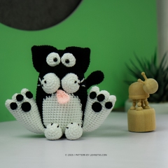 Pawlo the Cat Crochet Pattern amigurumi pattern by Lennutas