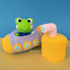 Reggie the Submariner amigurumi by Audrey Lilian Crochet