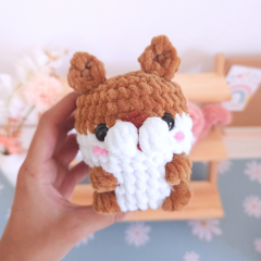 No-sew Squirrel amigurumi by Hugurumitoys