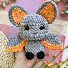 Betty the Bat amigurumi pattern by CuteVilleToys