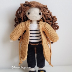 Doll Robin and Outfit Cecile amigurumi by Schipper Amigurumi
