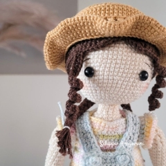 Doll Robin and Outfit Lilly amigurumi pattern by Schipper Amigurumi