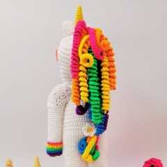 Doll Robin and Outfit Unicorn amigurumi pattern by Schipper Amigurumi