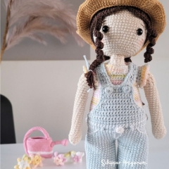 Outfit Lilly for doll Robin amigurumi pattern by Schipper Amigurumi