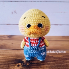 Ernie the Duck amigurumi by apinchofcotton