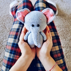 Jumbo the Elephant amigurumi pattern by apinchofcotton