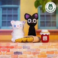 Cat Jiji's family amigurumi by Co Tam Crafts