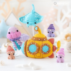 Deep Ocean ('Mini Kingdom') amigurumi by AradiyaToys
