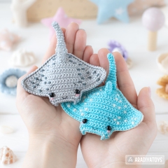 Manta Ray ('Mini Kingdom') amigurumi pattern by AradiyaToys