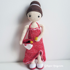 Doll Robin and Outfit Valentina