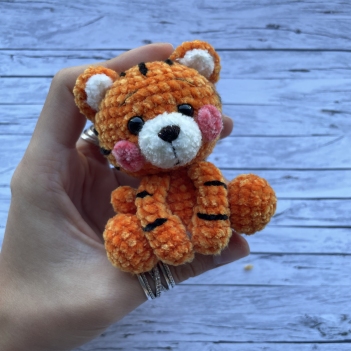 Tiger out of the Box amigurumi pattern by Nelly Handmade