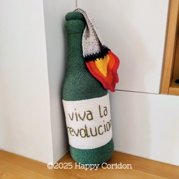 Molotov cushion amigurumi pattern by Happy Coridon