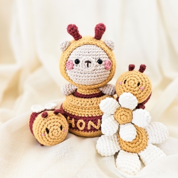 Honey the Bear and Friends amigurumi pattern by EMI Creations by Chloe