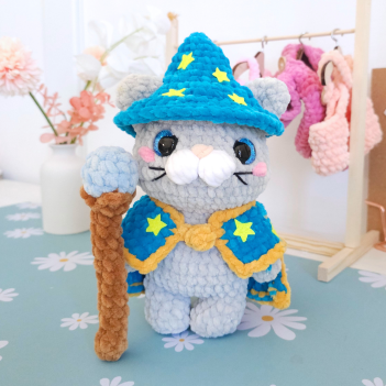 Wizard Cat  amigurumi pattern by Hugurumitoys