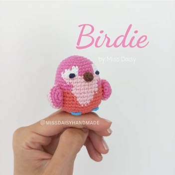 Birdie amigurumi pattern by Miss Daisy Handmade